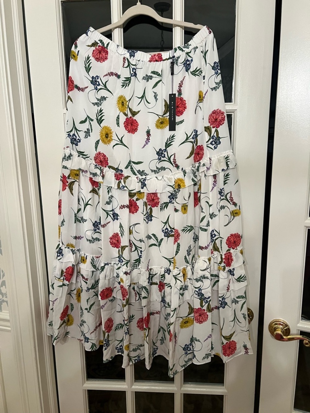 NWT Elie Tahari White Floral Tiered Silk Skirt - size L